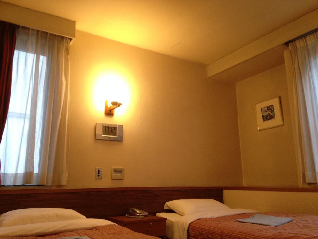 Tourist Hotel Tokyo Værelse billede