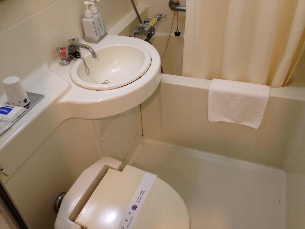 Tourist Hotel Tokyo Eksteriør billede